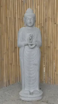 Stehender Buddha aus Flussstein in Dharmachakra-Stellung - Geste des Rades der Dharma-Lehre. Ungefähr 150cm Höhe. 